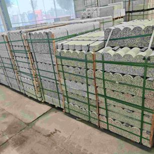 新疆芝麻白芙蓉白花边石