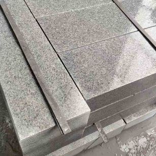 新疆芝麻灰 芝麻白 路牙石 路侧石 马路牙子